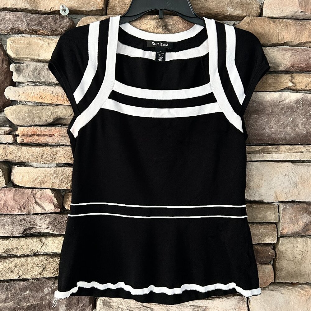 White House | Black Market Cap Sleeve Top